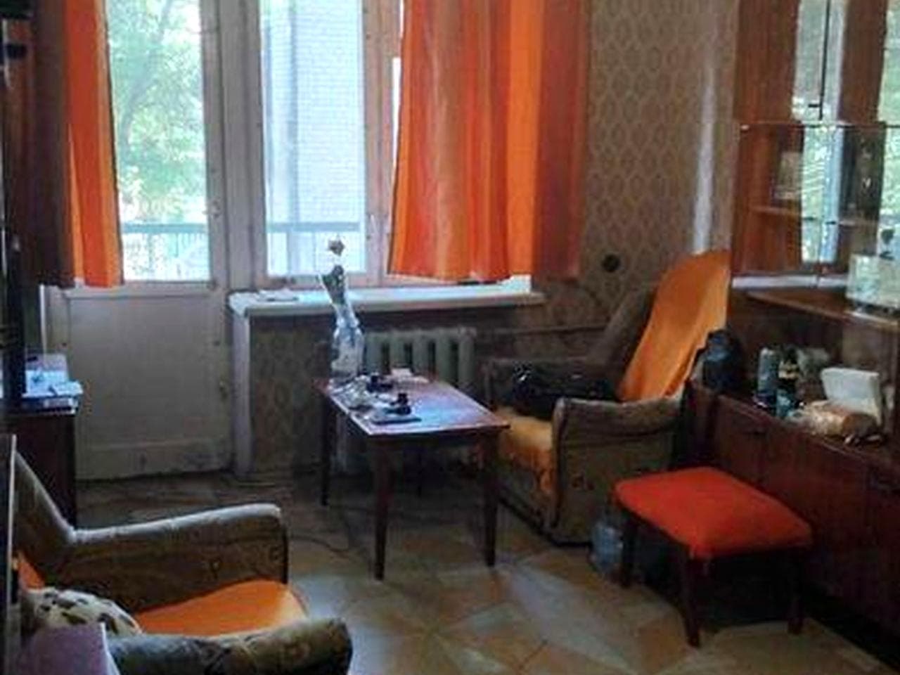 Продам 3-к квартиру в Камянському  Камянське (Каменское), Соцмісто