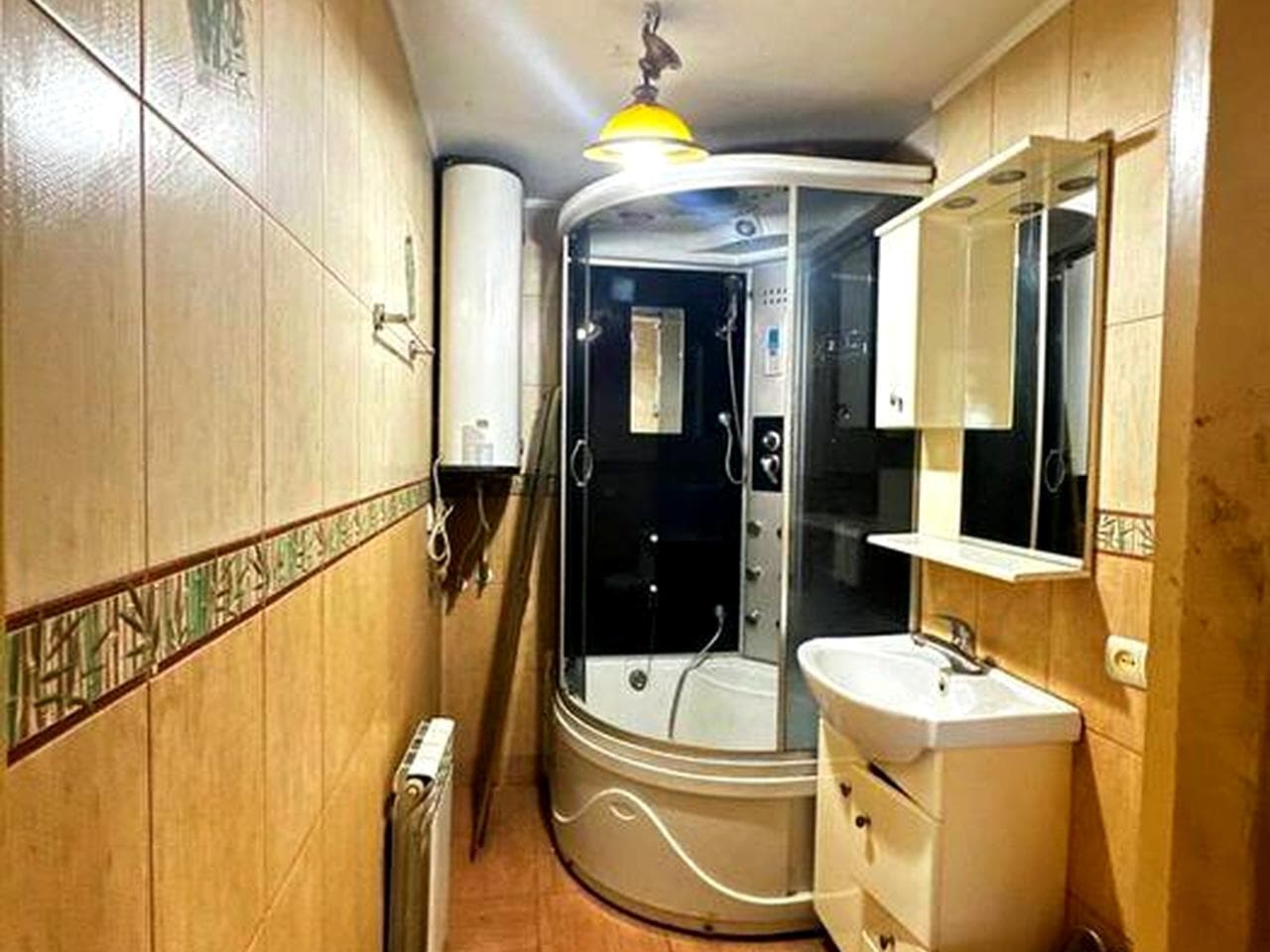 Продам дом у озера между Черноморском и Одессой