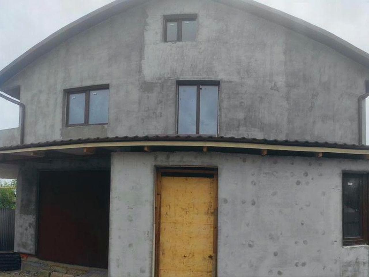 Продам недобуд під ключ у центрі Бару !  120 м2  + Газ. Вода. Світло.
