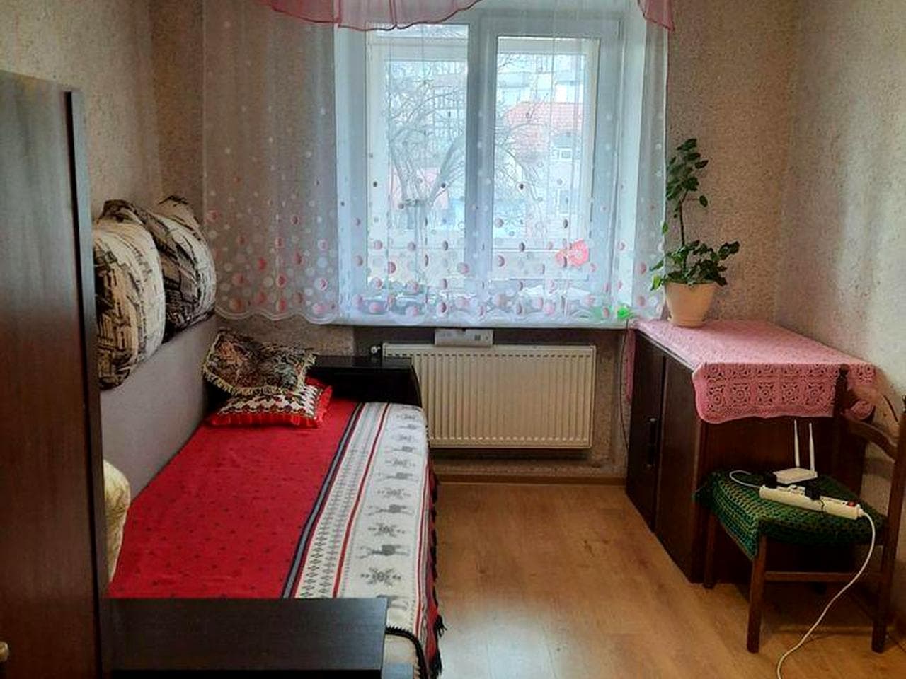 Продається 3х кімнатна квартира Сторожинець