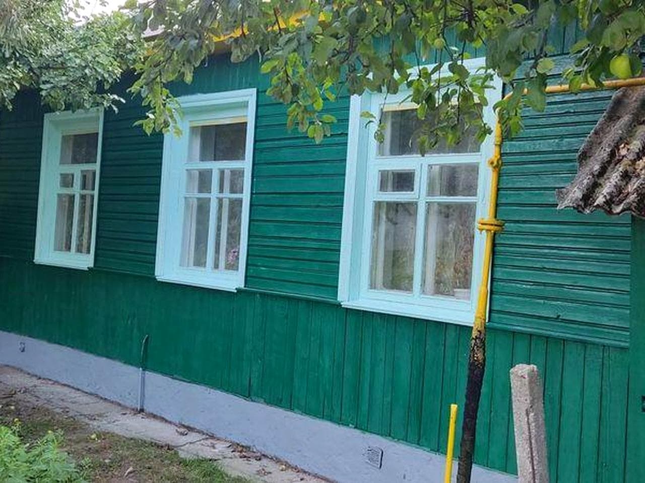 Дом в Шостке в Артёмовском микрорайоне,Петуховка.
