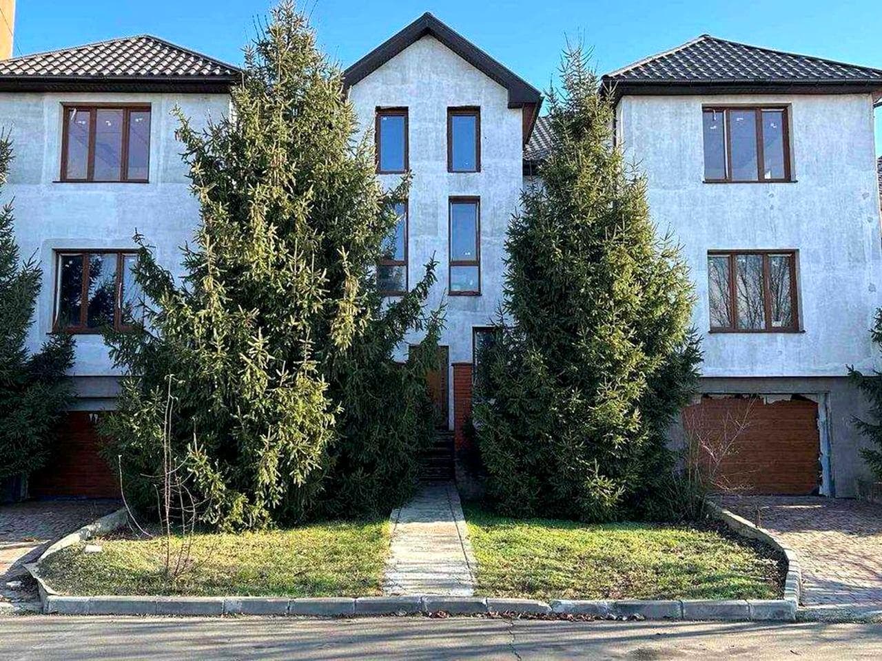 Будинок в Совіньйоні під чистове оздоблення | 820 m2.