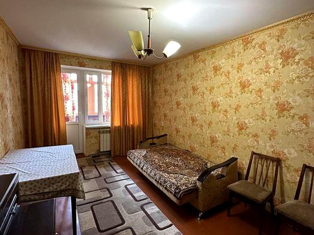 Продається двокімнатна квартира у Хмільнику