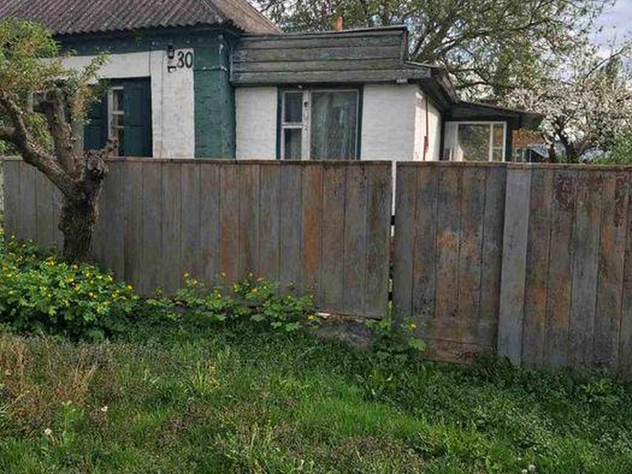 Продається будинок в затишному районі
