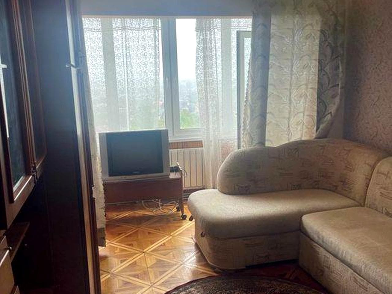 Продається простора Трикімнатна (загальна — 63,8 м²; житлова — 41,5 м²) Квартира в одному з найзручніших районів Боярки