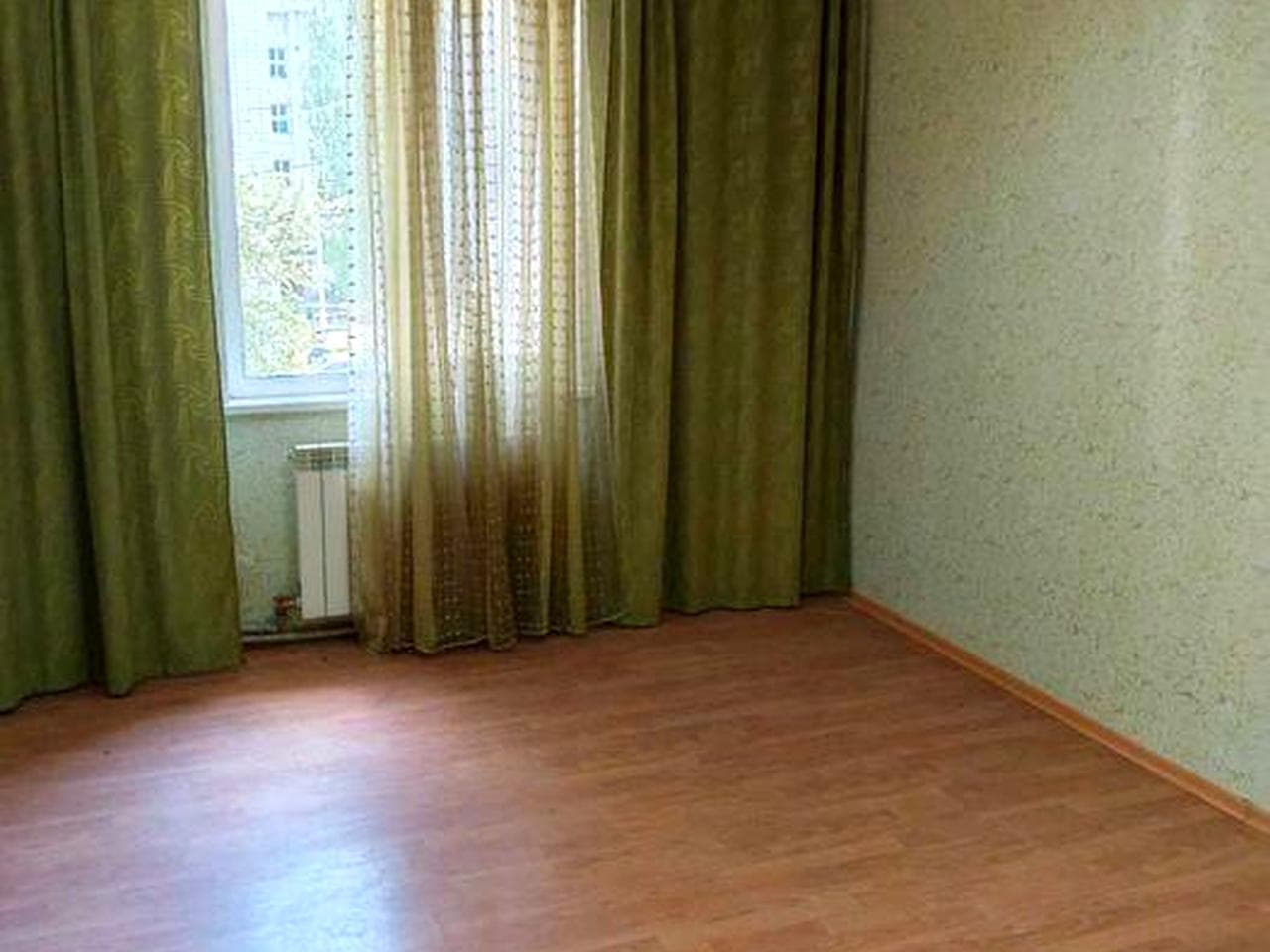 Без комісії. Продаж 2-кімнатної квартири площею 42 м², район Лікарні
