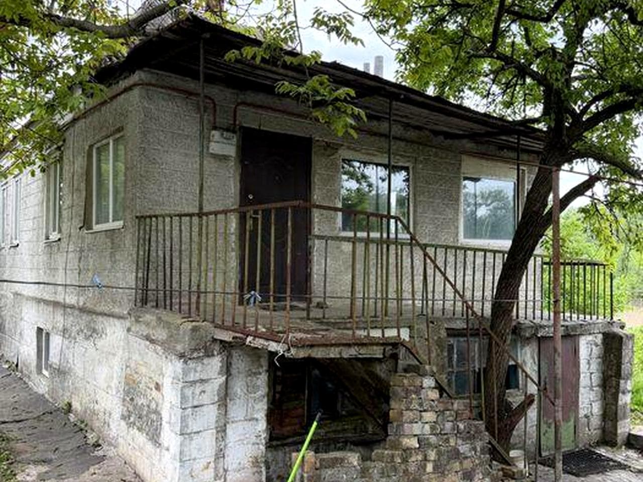 Продам старий будинок, ділянка 15 соток