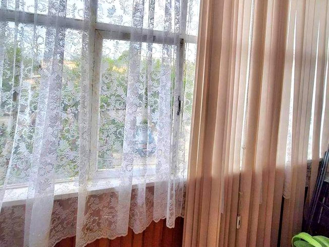 Продаж 3к квартири в центрі із автономним опаленням на  2 поверсі