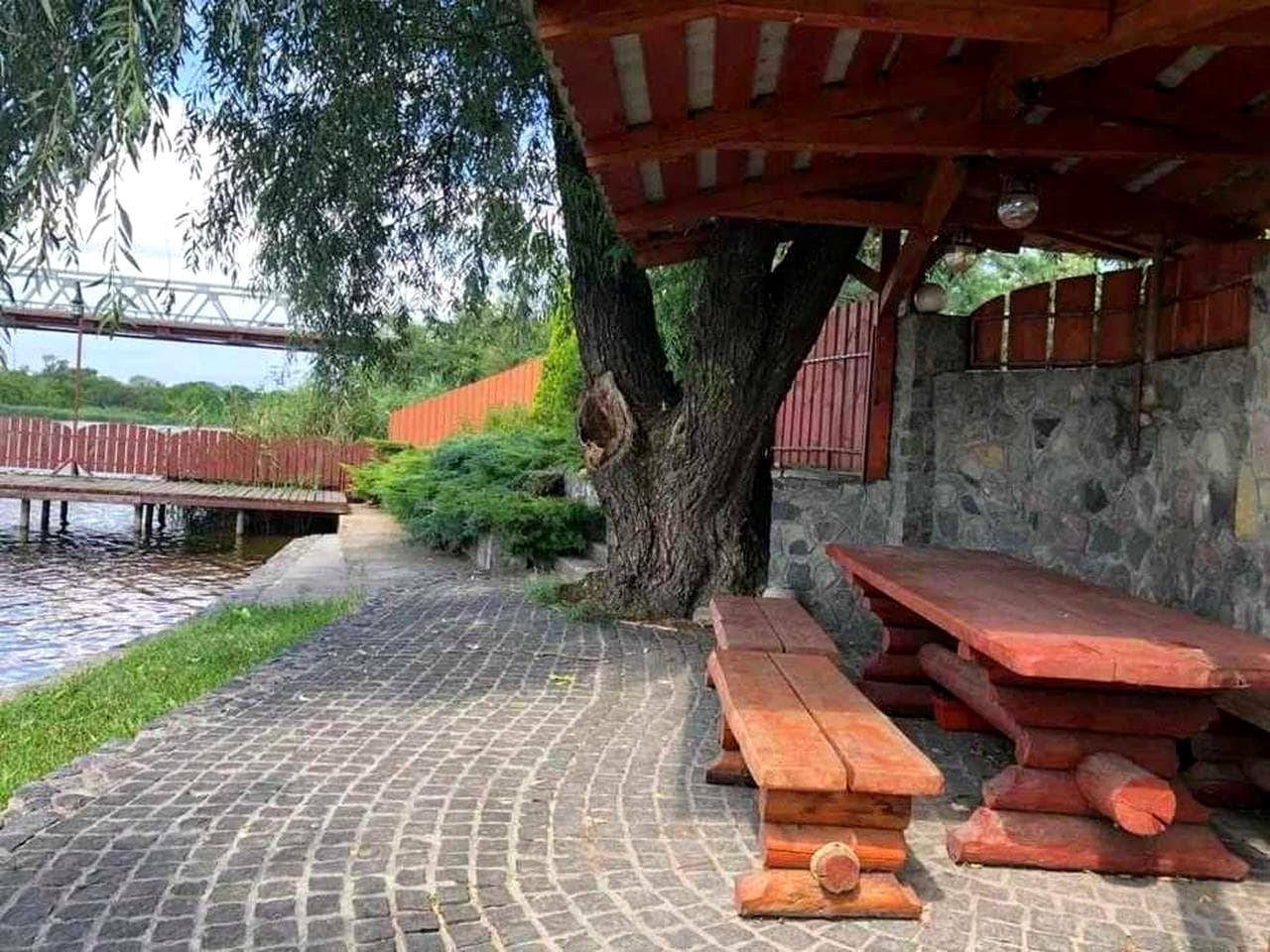 Продажа дома в городе. Свой берег реки. 19.05.26.