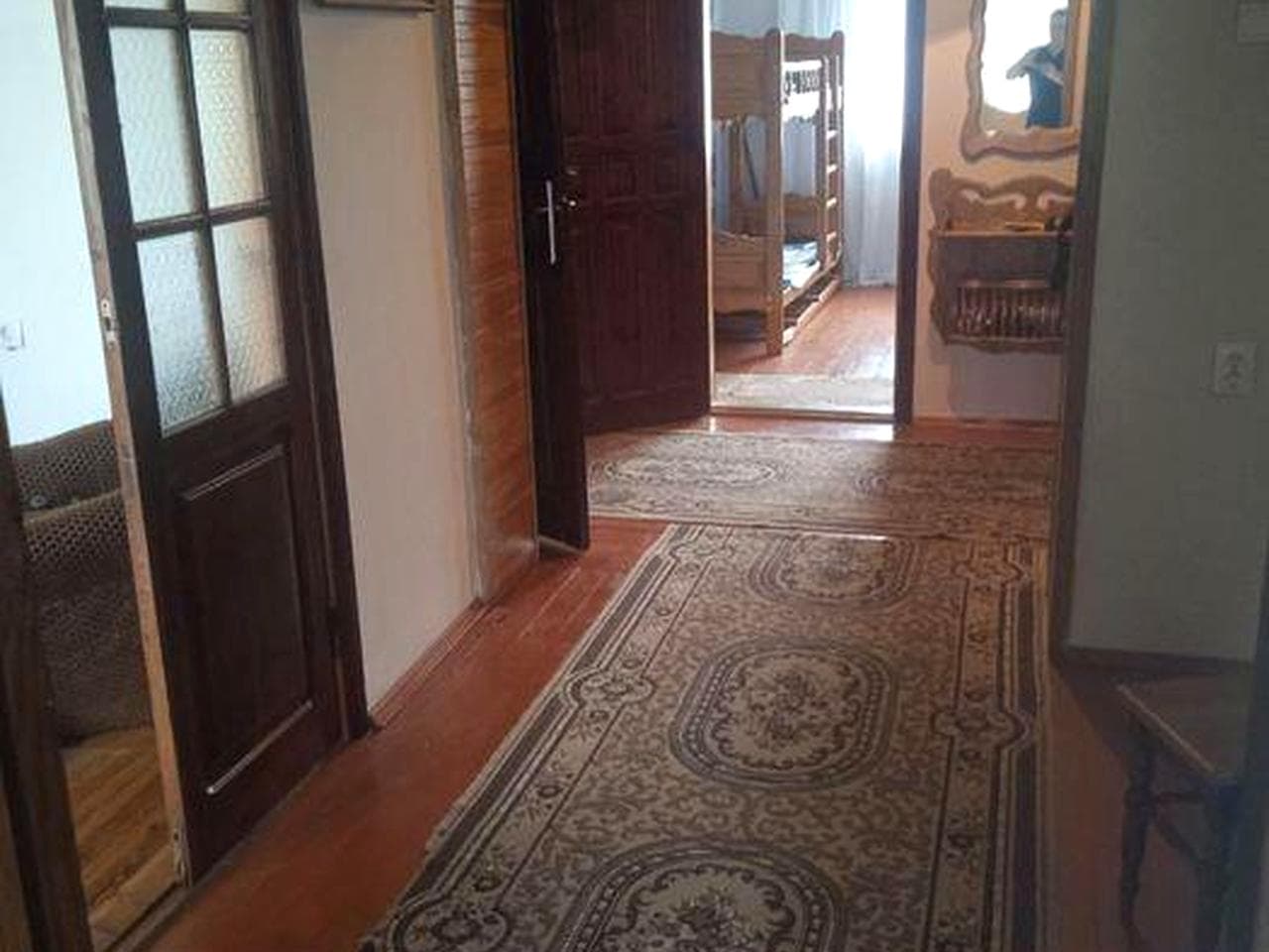 Оренда  3-х кімнатна. 93 м.кв з теплим  гаражем 50м.кв під будинком