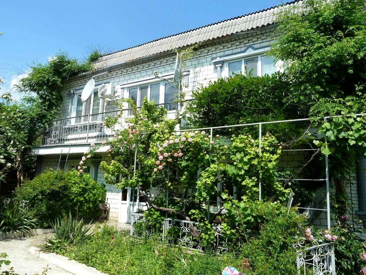 Срочная продажа! Капитальный 2-эт. дом 203 м² в г. Балта, Одесской области