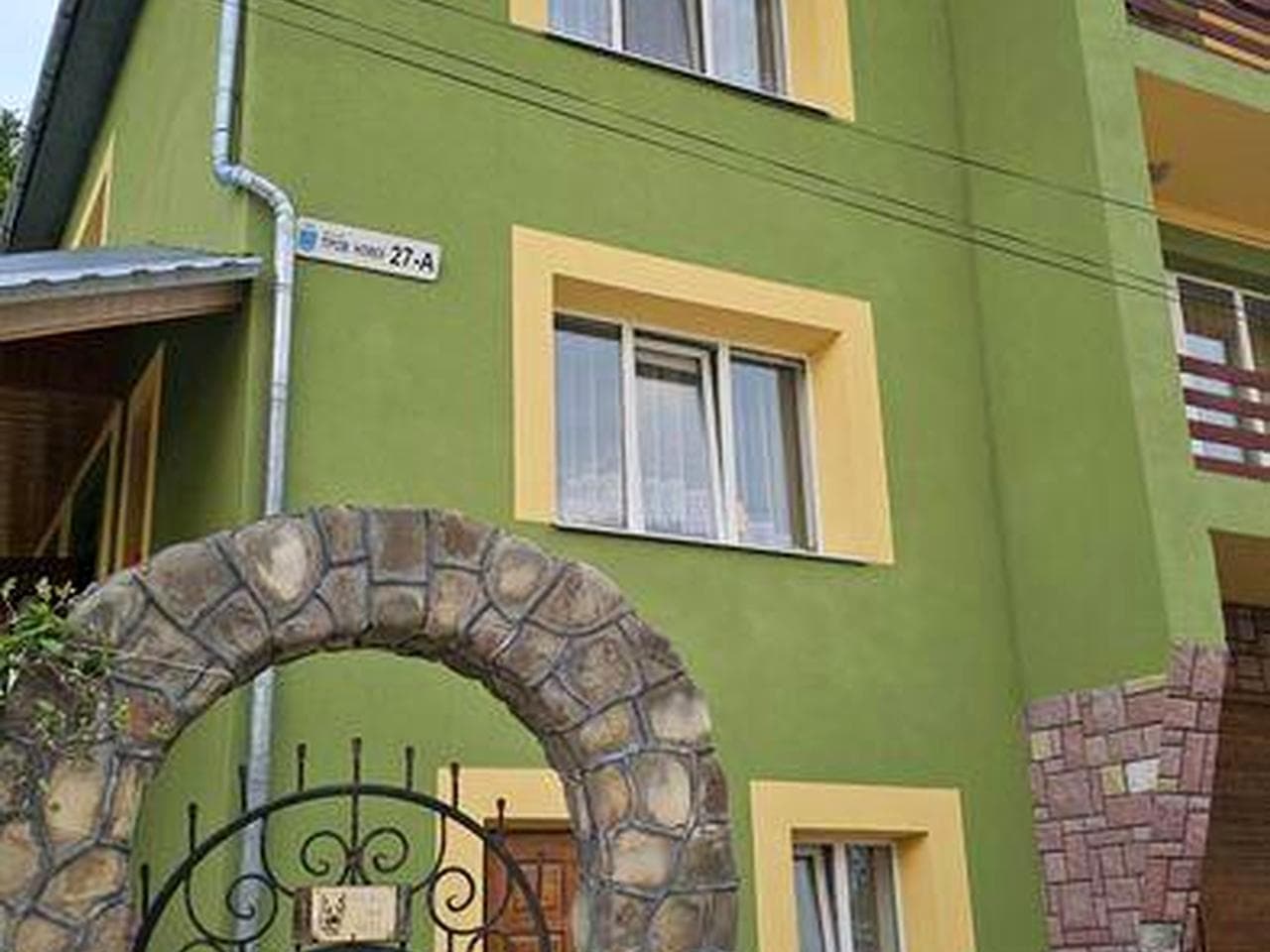 Продам будинок 230 м2