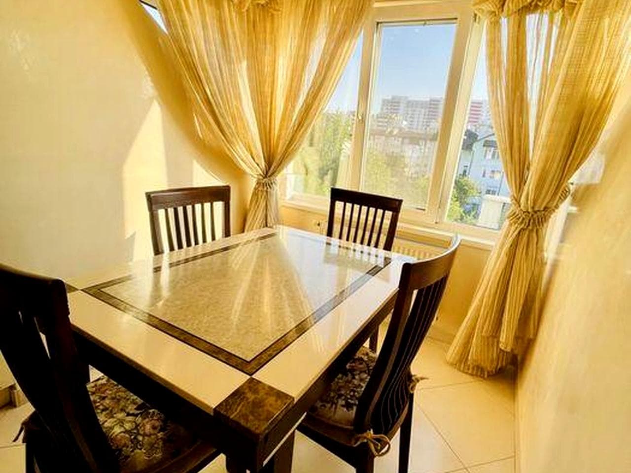 Продаж 3 кімнатної квартири 102 м2 у м.Вишневе вул. К.Скрябіна 15