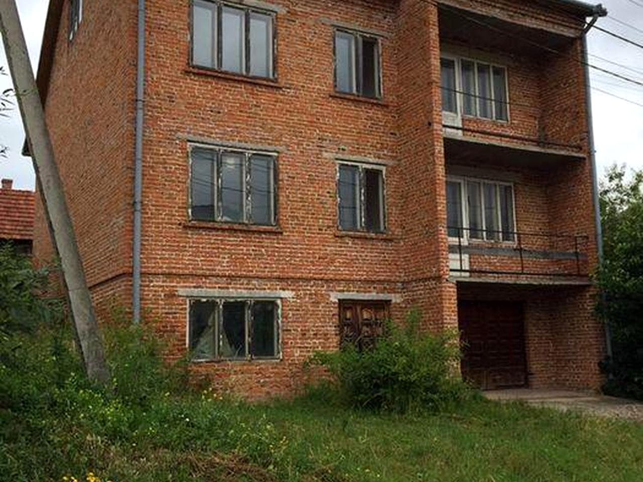 Продам будинок.   .