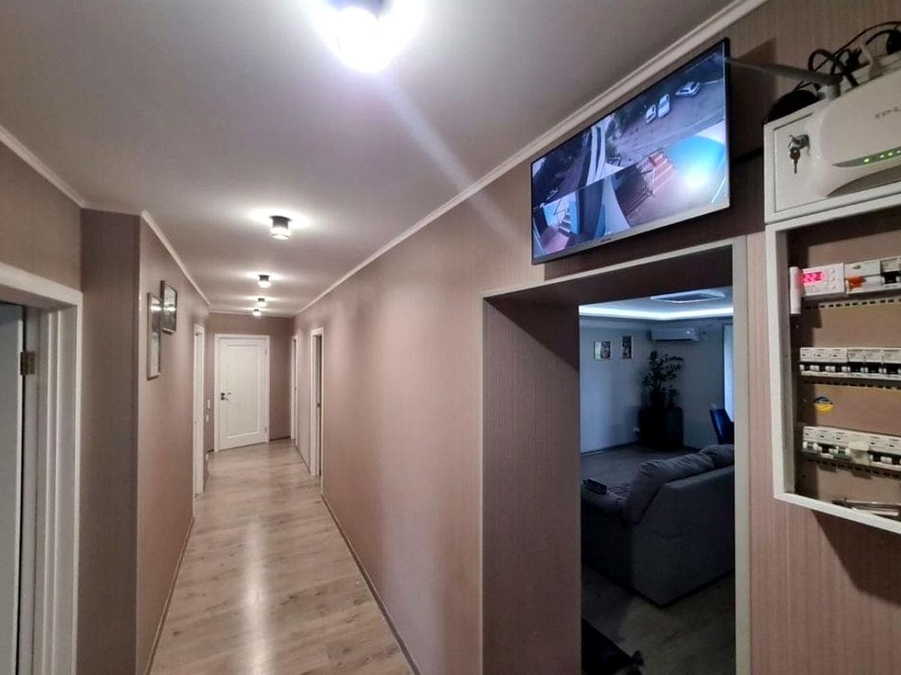 Продам квартиру 6-ти комнатную