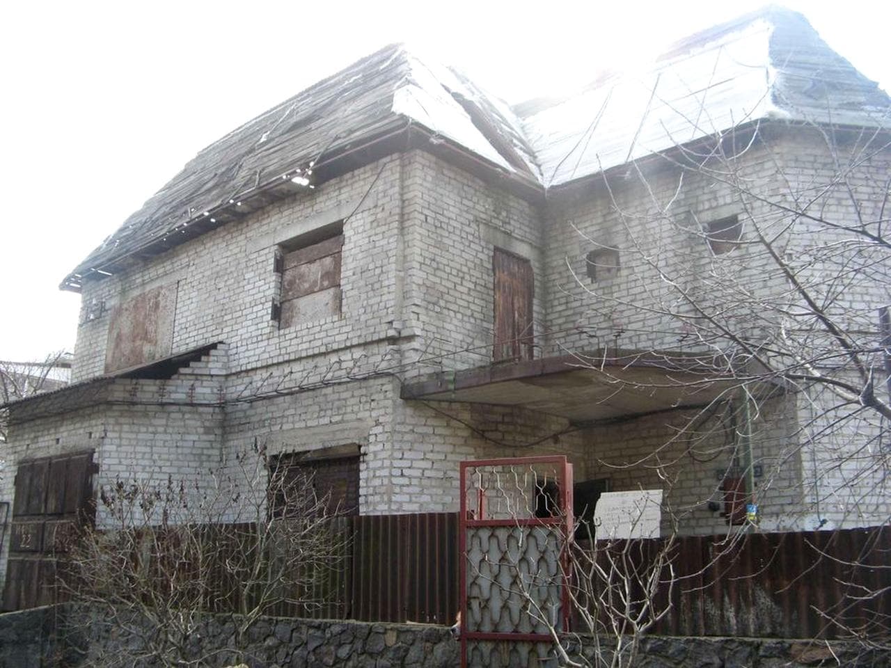 Продам неоконченное строительство