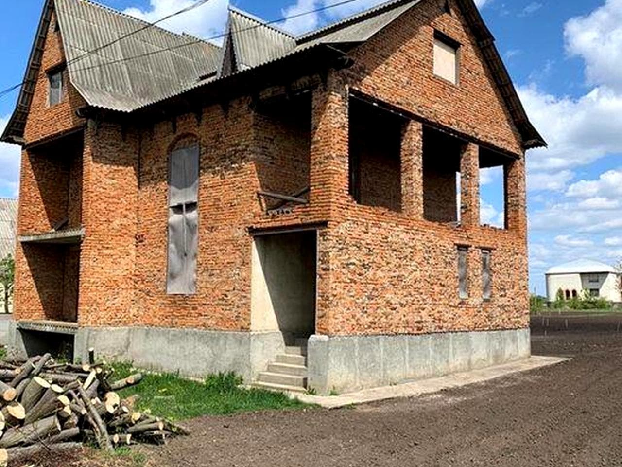 Продається 2х пов цегляний, Хмельн обл смт. Летичів, вул. Руданського