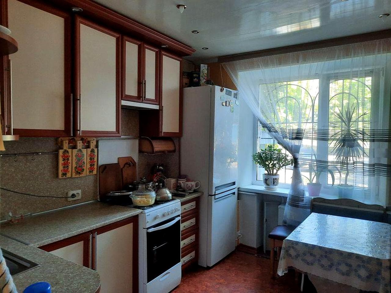 Продам квартиру в Вольнянске