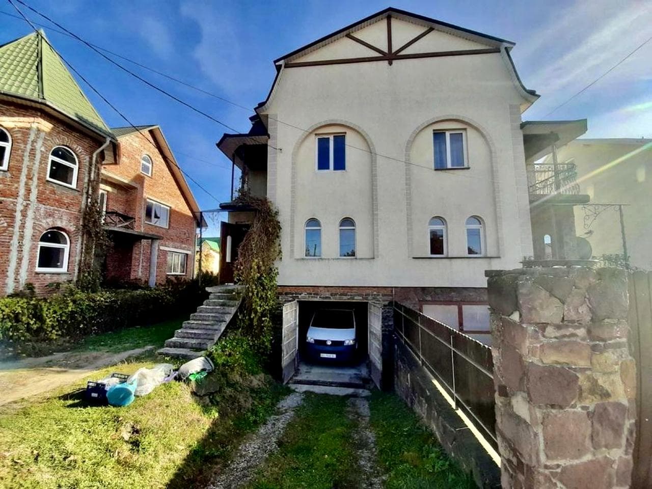 Продається частина новозбудованого 2-поверхового будинку. Чортків