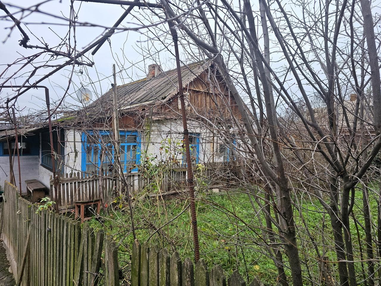 Холмогорська вул., 15