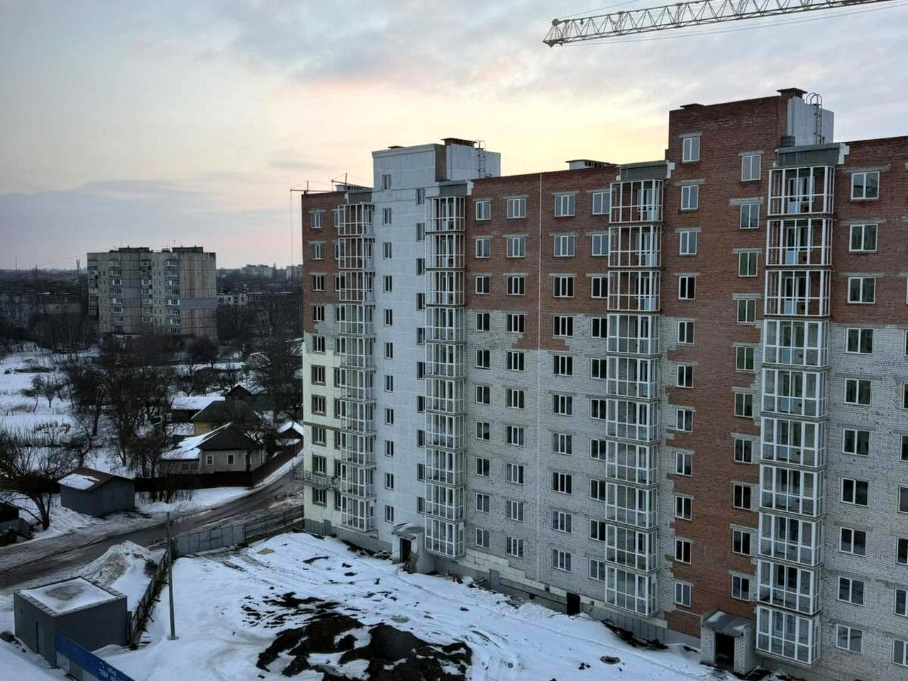 Незалежності вул., (Будинок 1)
