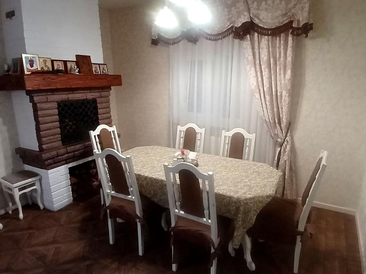 Виноградна