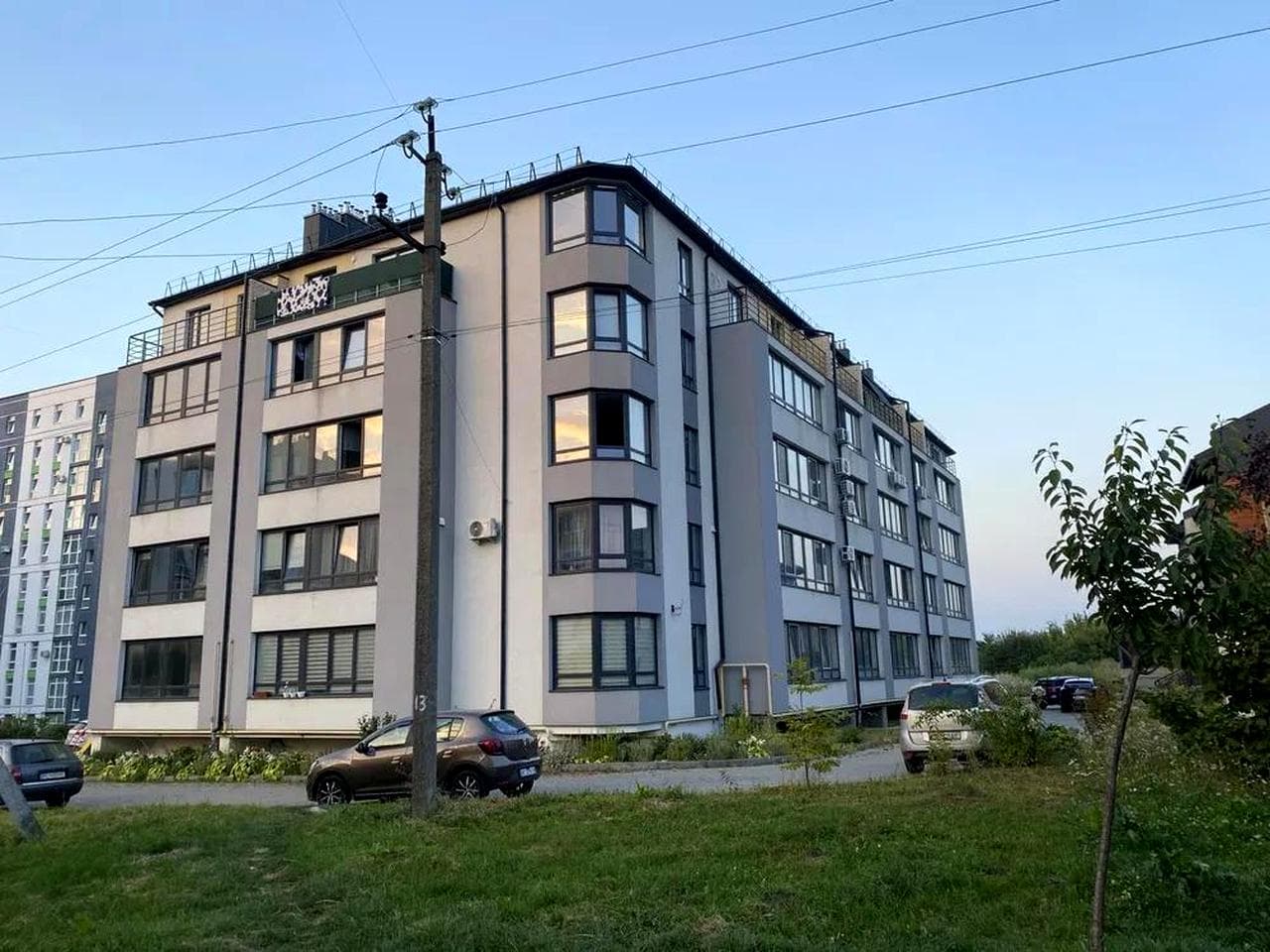 Кільцева вул., 14
