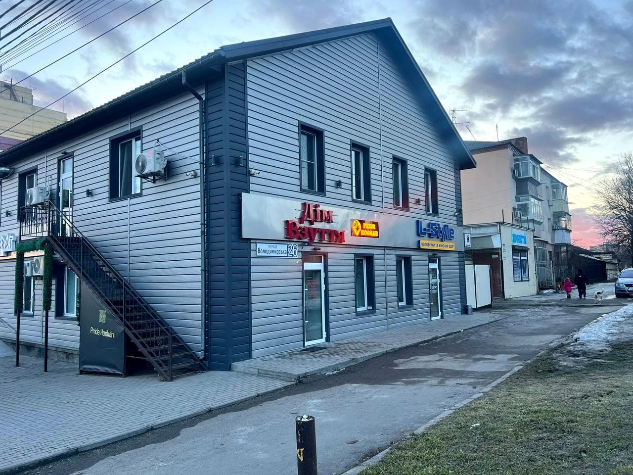 Володимирська вул., 26А