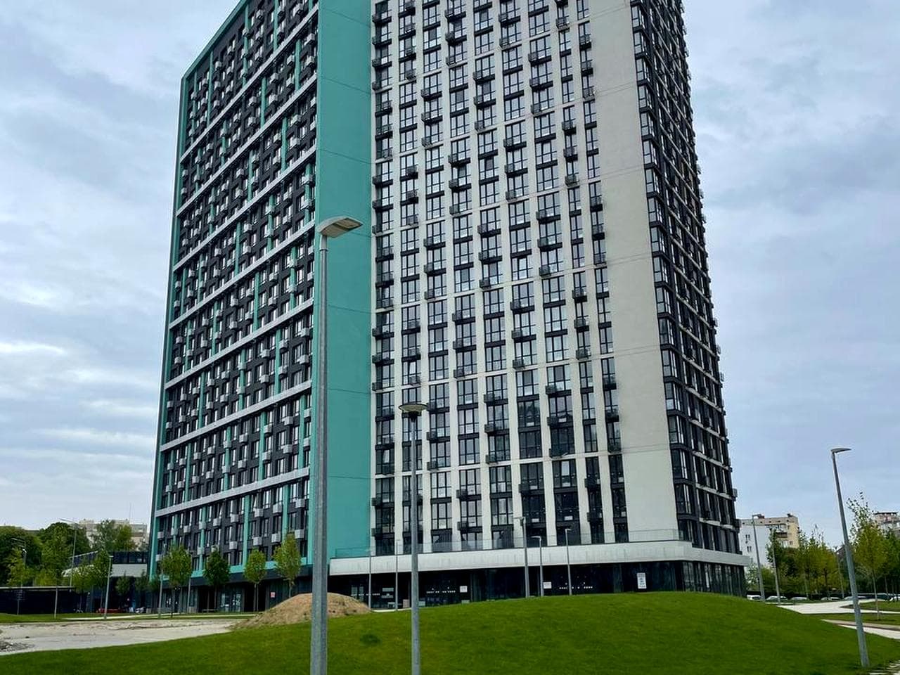 Віктора Некрасова вул. (Північно-Сирецька), 10-А