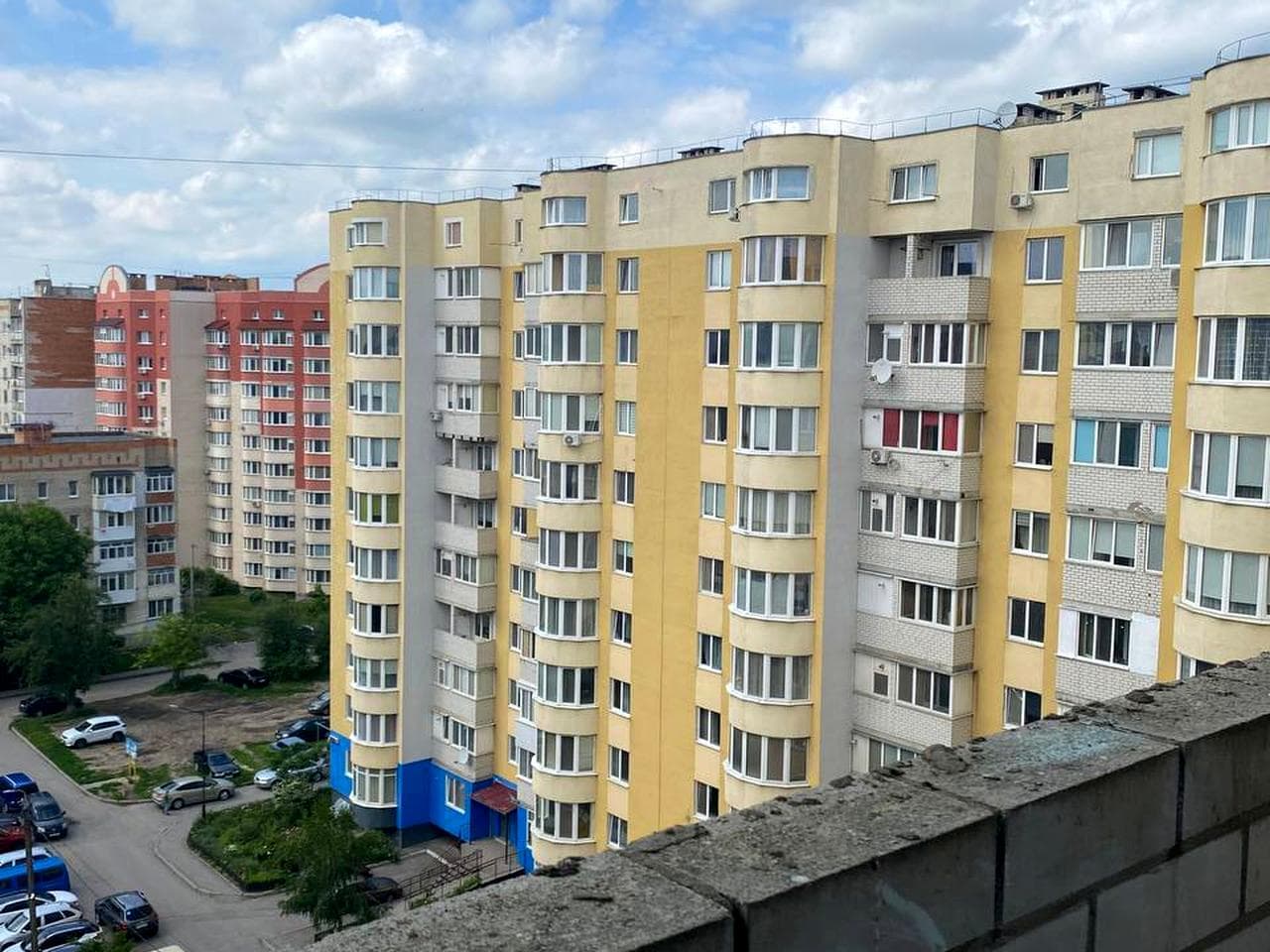 Генерала Григоренка вул., 69