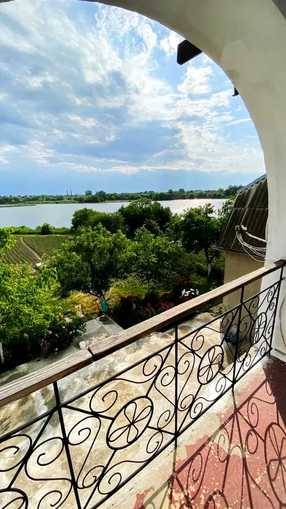 Старомильська, 20