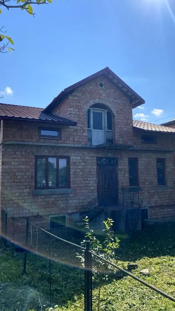 Лесі Українки вул.