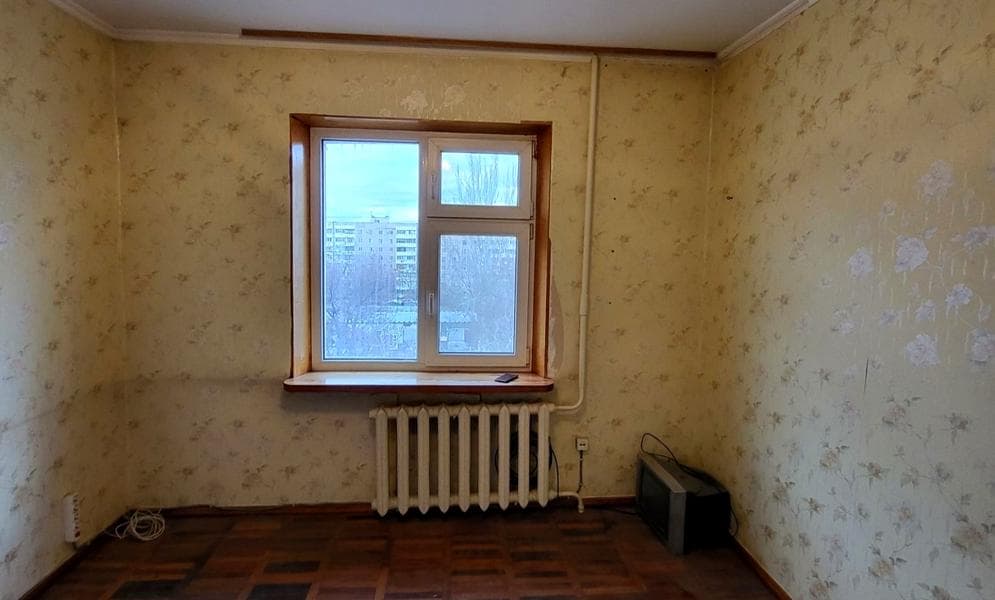 Чарівна вул., 34