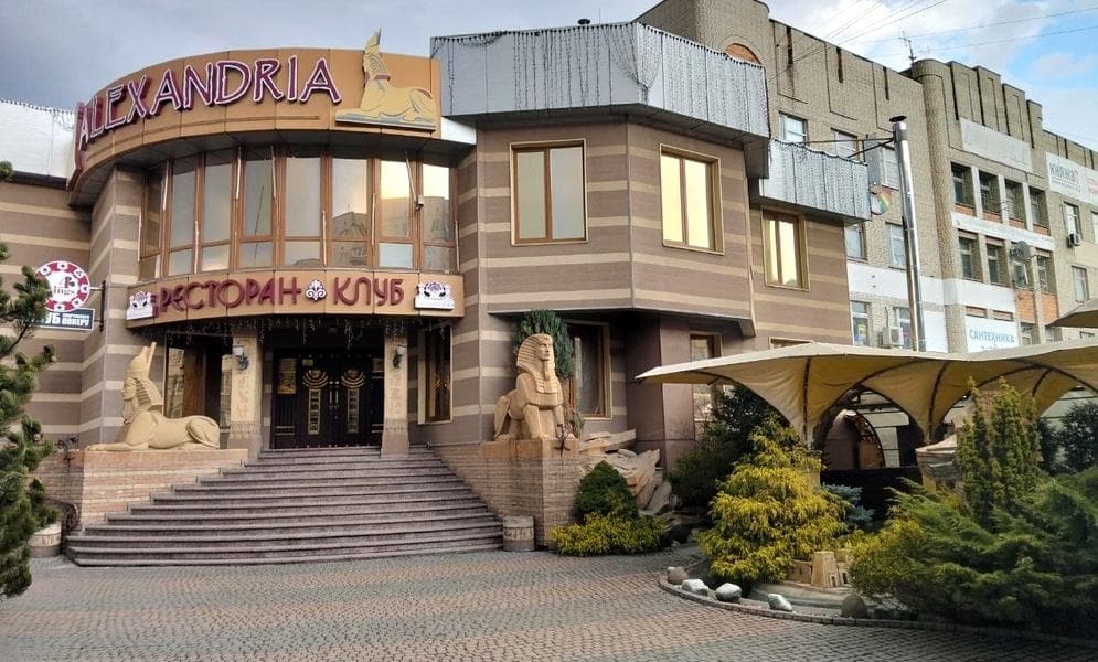 Героїв Крут вул. (Черепіна), 26