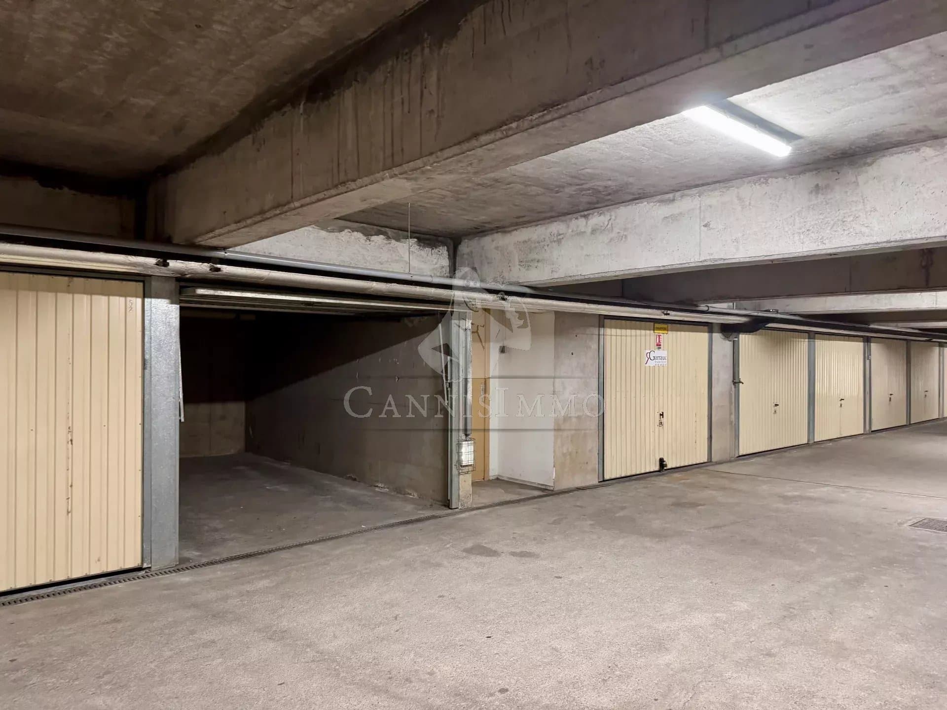 GARAGE - CANNES MIDI