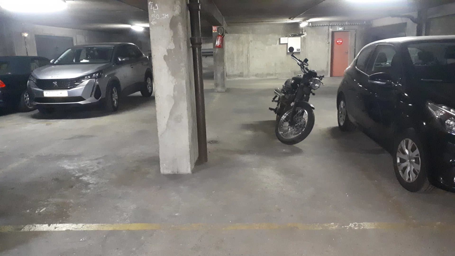 Parking pour deux roues rue Marcadet