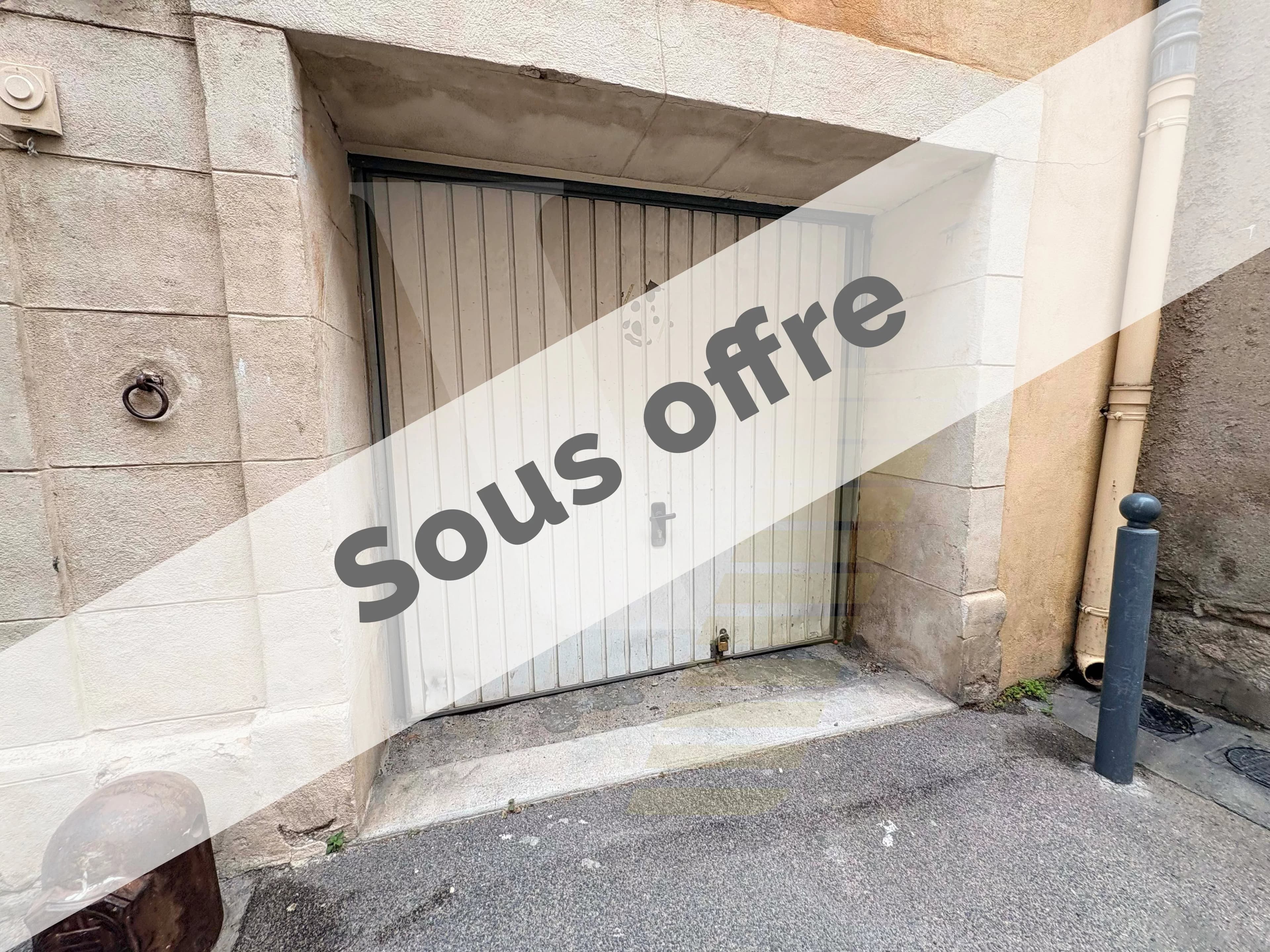 GARAGE A VENDRE PROCHE DES HALLES