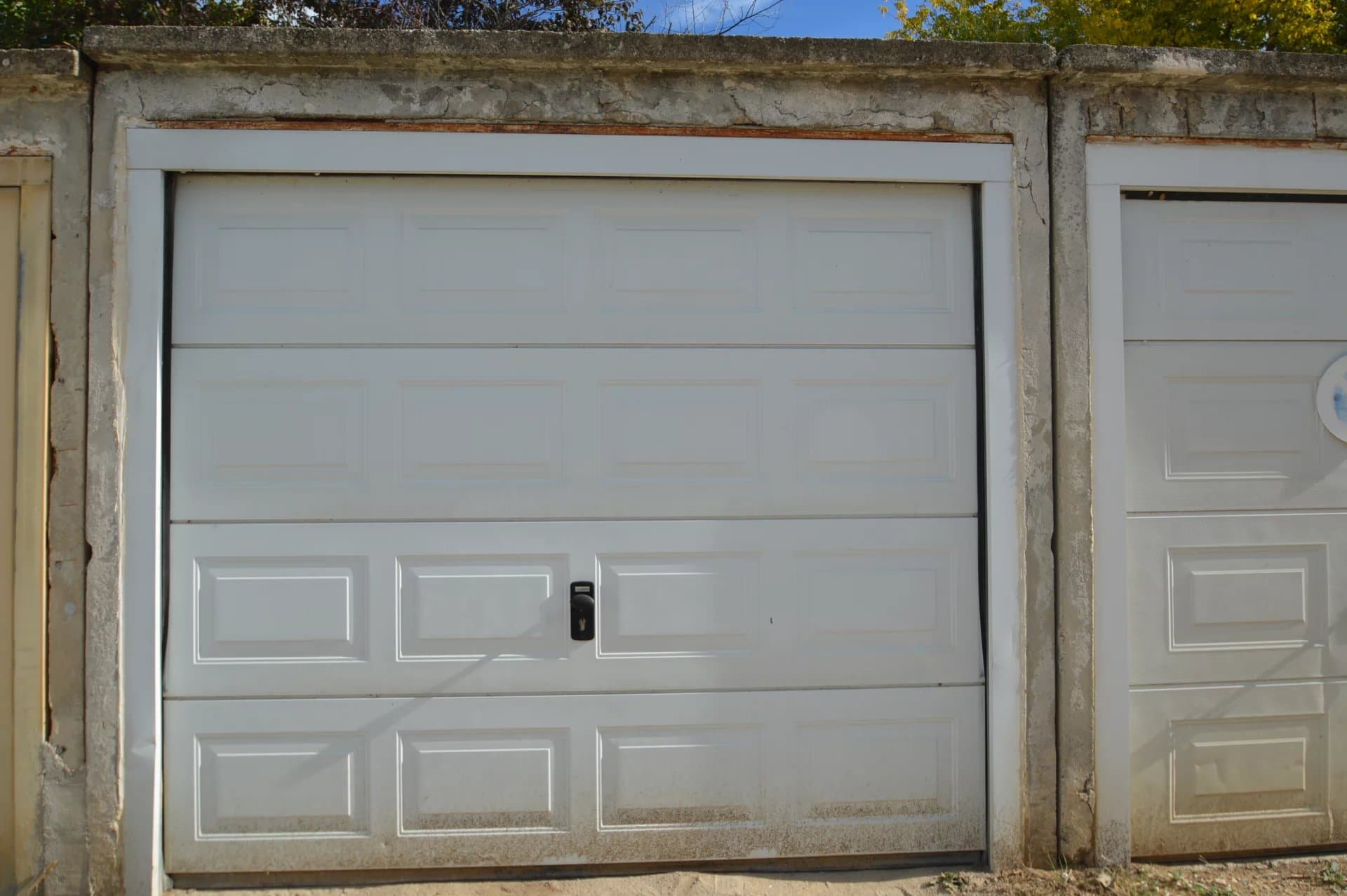 Aix-en-Provence - Garage à vendre à Luynes