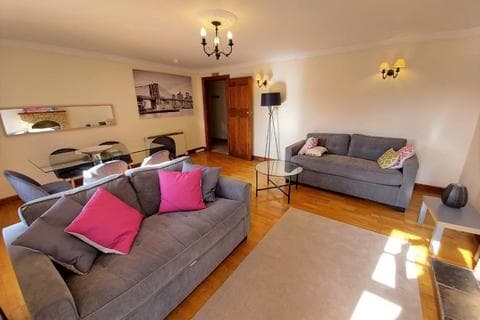 Flat - Castle Street, Aberdeen, AB11