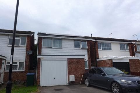 Detached house - Grasscroft Drive, Cheylesmore, Coventry, CV3