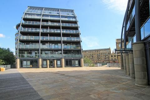 Flat - Victoria Mills, Salts Mill Road, Shipley, Bradford, BD17