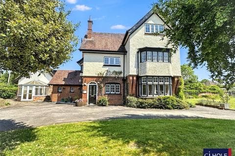Detached house - Upton Close, Barnwood, Gloucester, GL4