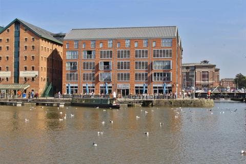 Apartment - Merchants Quay, Gloucester Docks