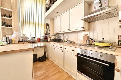 Studio - Knyveton Road, Bournemouth BH1