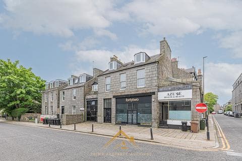 Flat - Crown Street, Aberdeen AB11