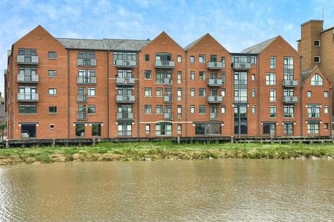 Apartment - High Street, Hull HU1