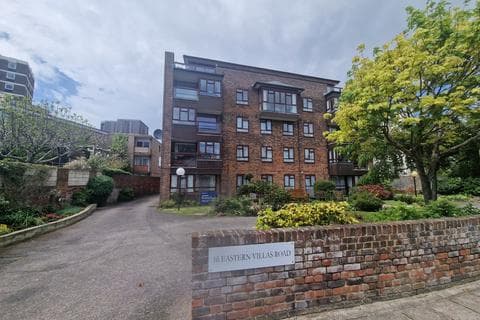 Apartment - Eastern Villas Road, Hampshire PO4