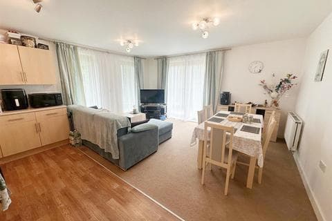 Apartment - Dalgin Place, Campbell Park, Milton Keynes