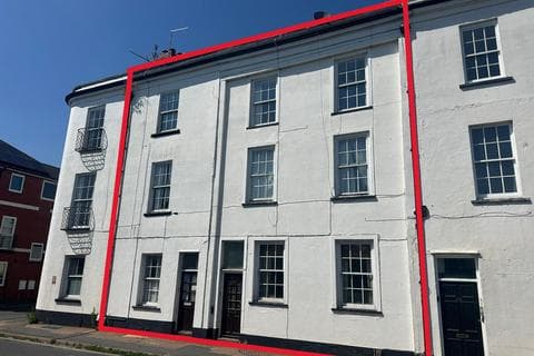 Terraced house - 66 & 67 Magdalen Street, Exeter, EX2