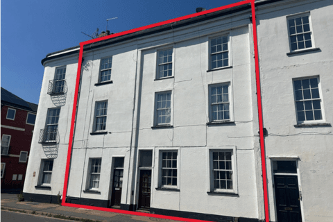 Terraced house - Magdalen Street, Exeter, EX2